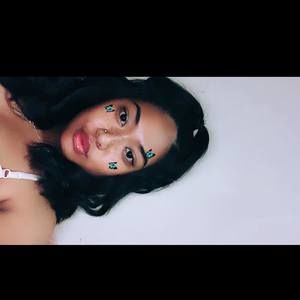 Meet your Posher, Angelica